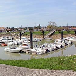 Meschers Service Marine | Nautisme vente neuf et occasion | entretien bateaux port à sec meschers royan charente maritime