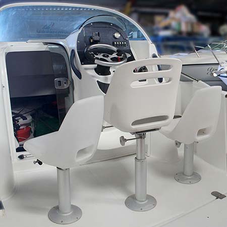 Meschers Service Marine | Nautisme vente neuf et occasion | entretien bateaux port à sec meschers royan charente maritime