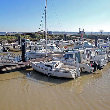 Meschers Service Marine | Nautisme vente neuf et occasion | entretien bateaux port à sec meschers royan charente maritime