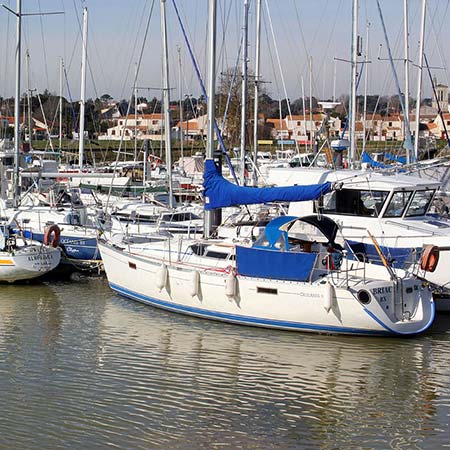 Meschers Service Marine | Nautisme vente neuf et occasion | entretien bateaux port à sec meschers royan charente maritime