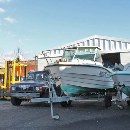 Meschers Service Marine | Nautisme vente neuf et occasion | entretien bateaux port à sec meschers royan charente maritime